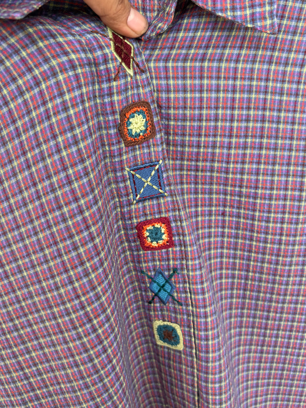 Checkered embroidered shirt