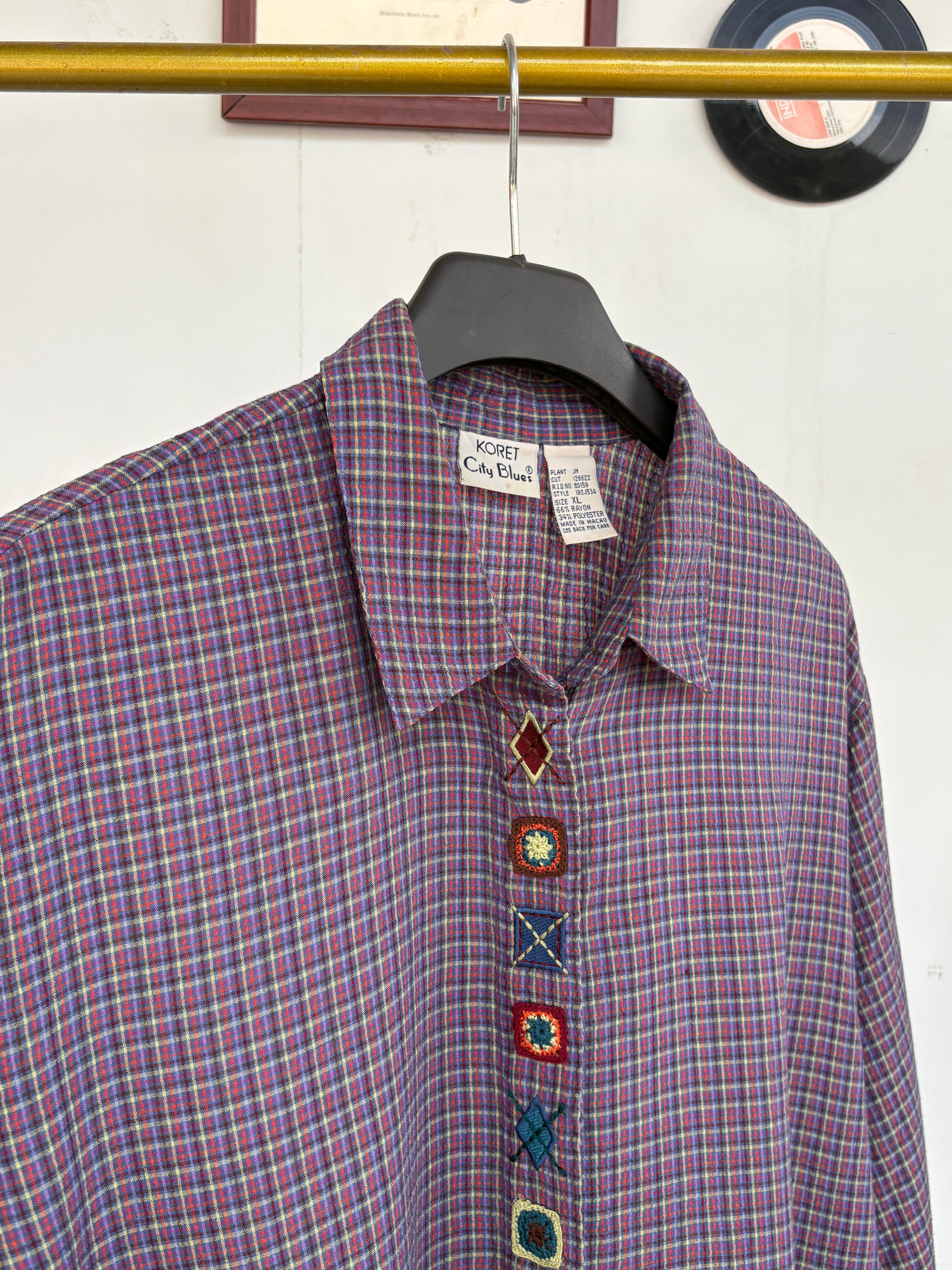 Checkered embroidered shirt