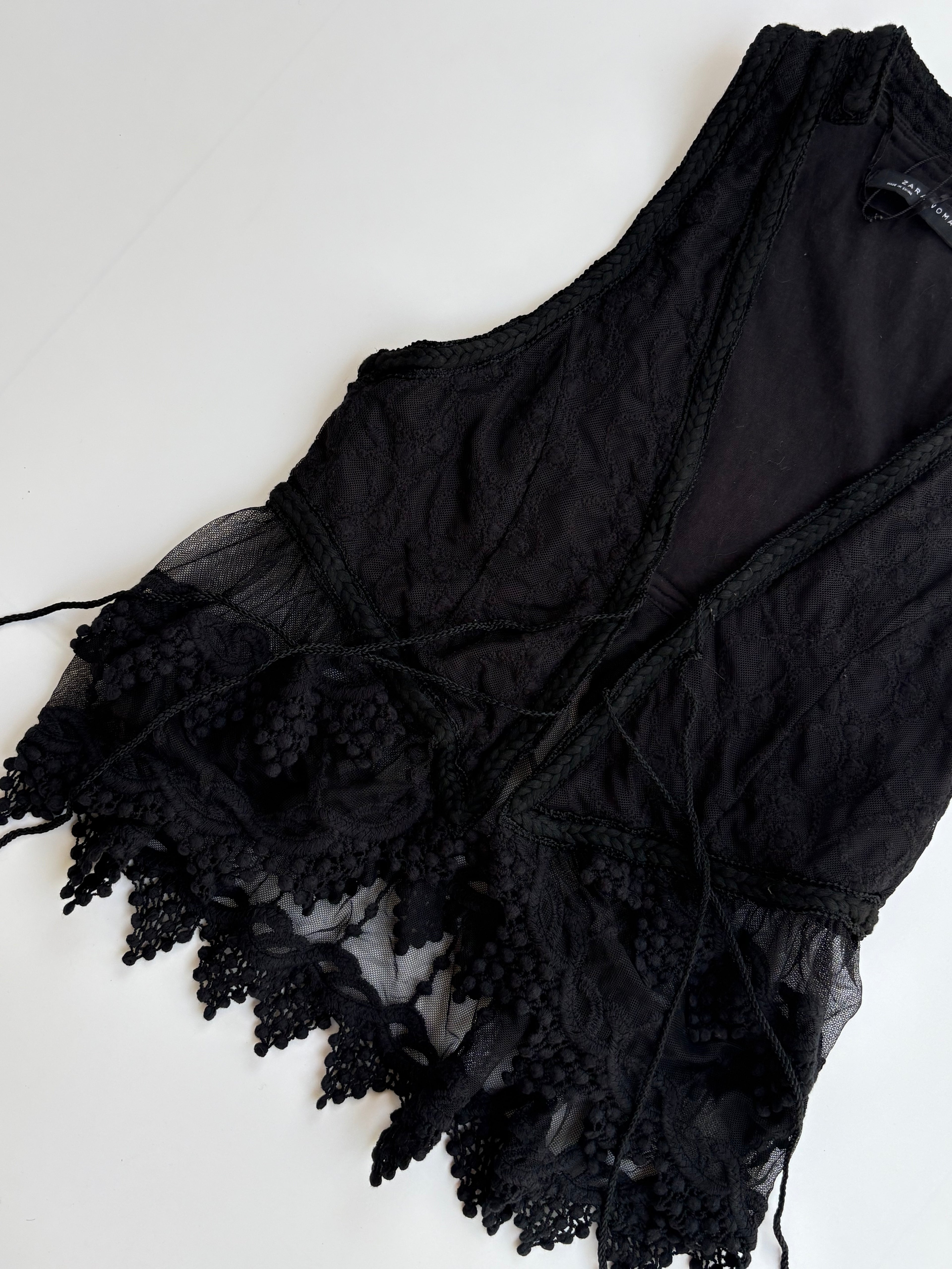 Black swan top