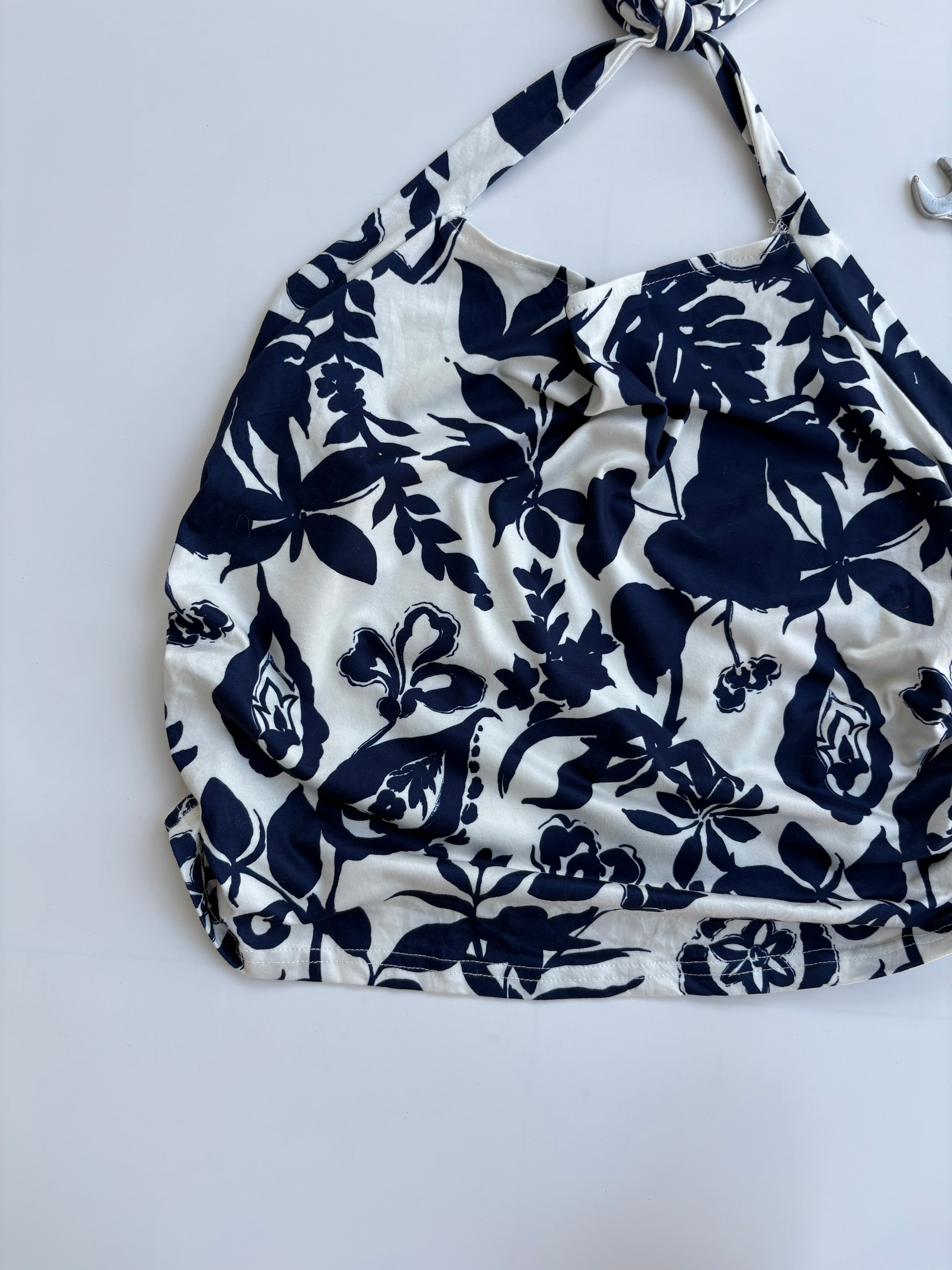 Leafy halter top