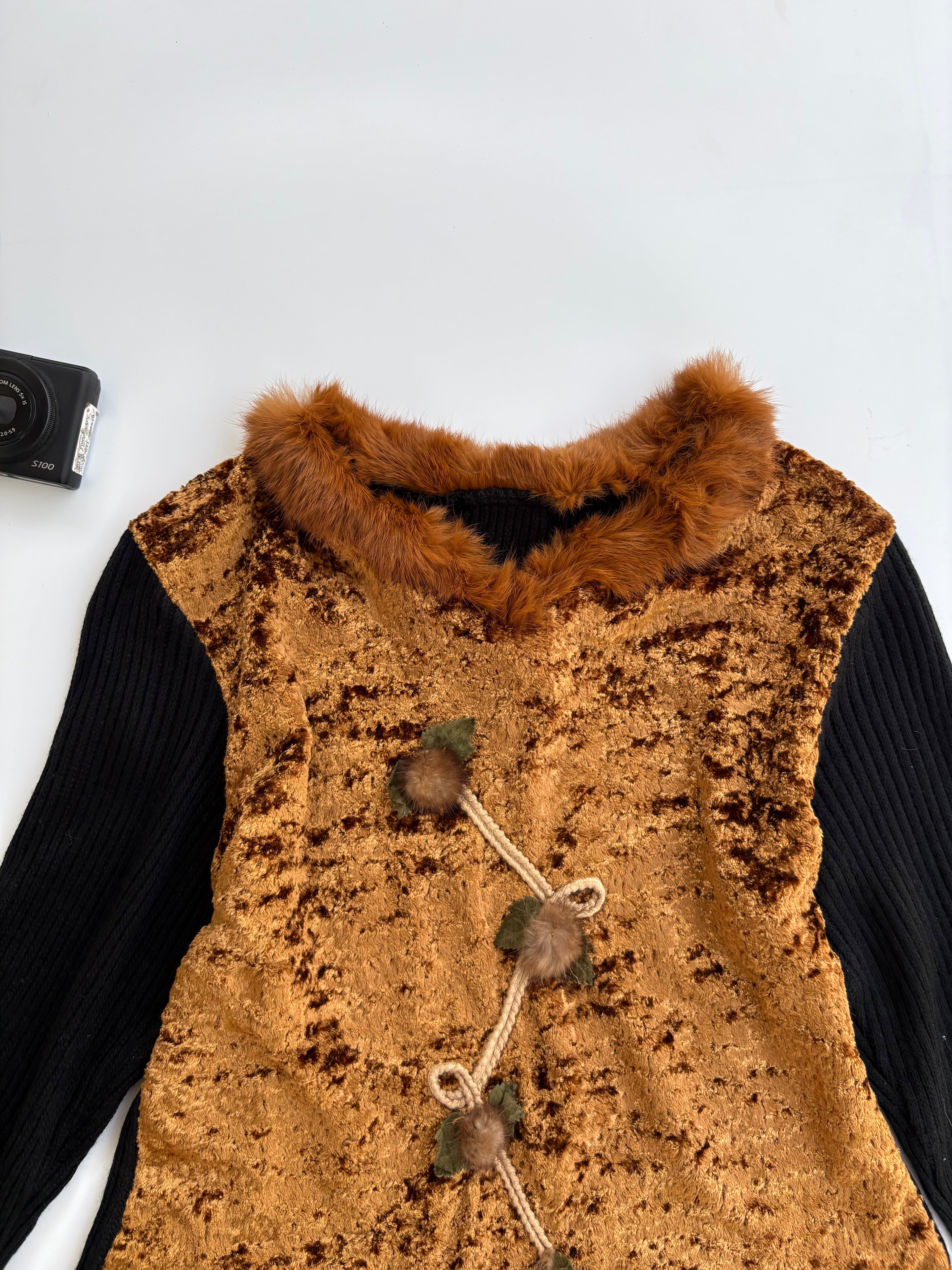 Y2k fur ribbed top