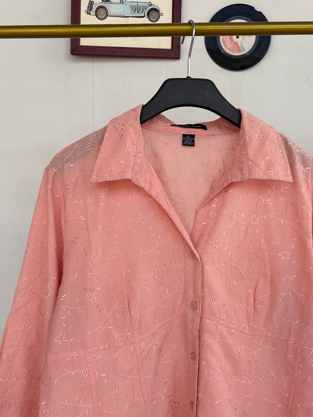 Embroidered women's shirt