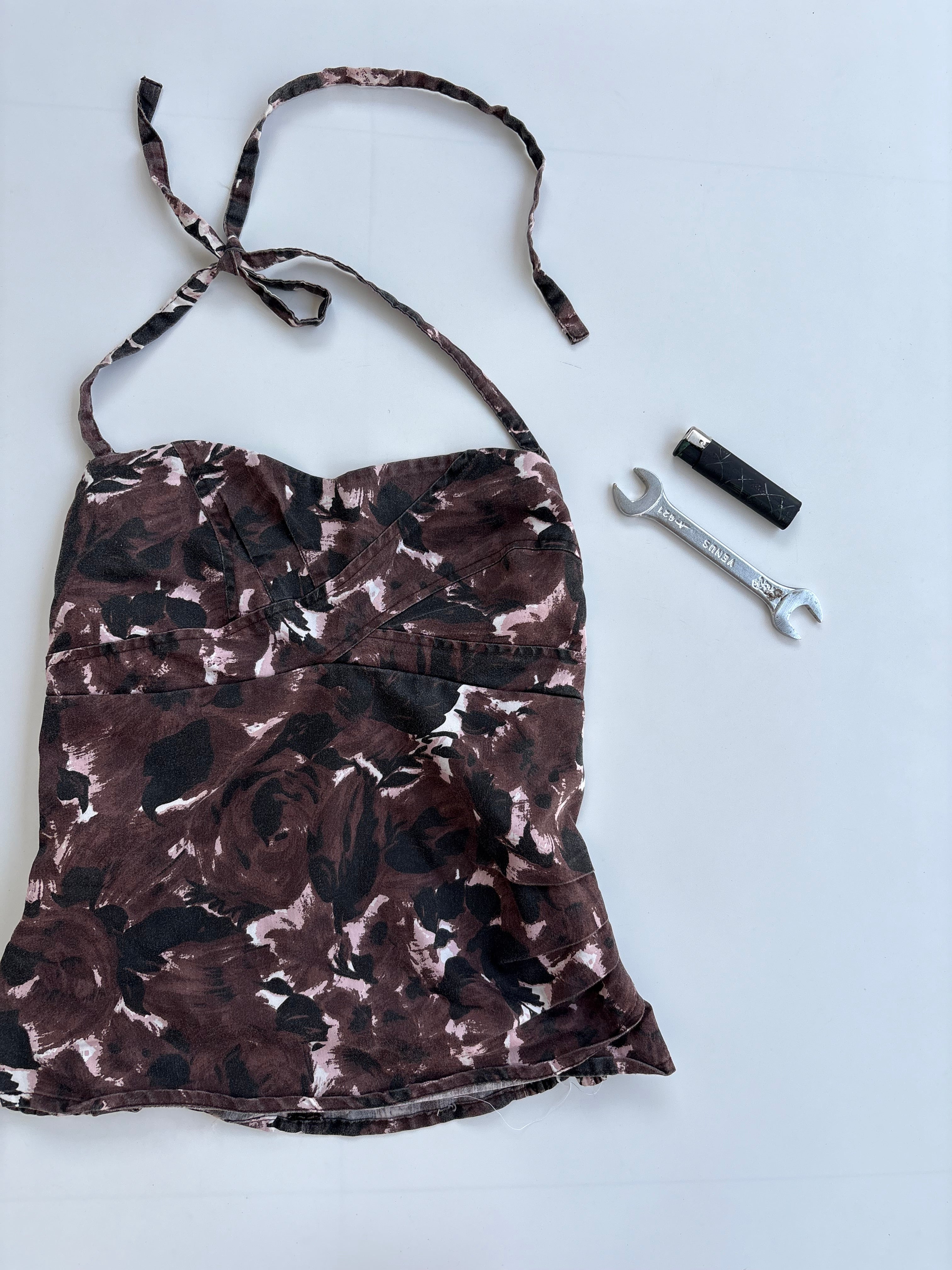 Camou halter top