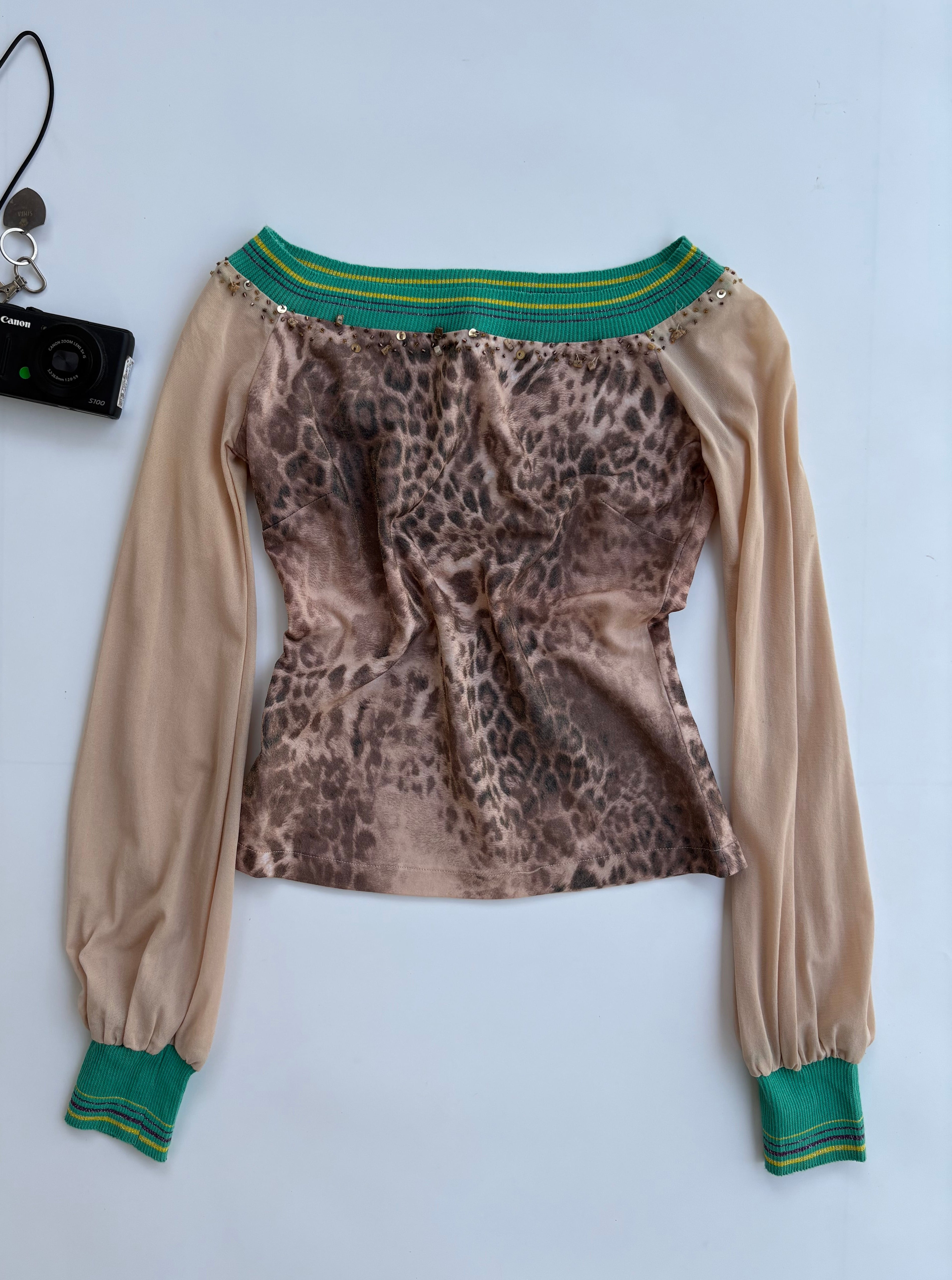 Y2k leapord top