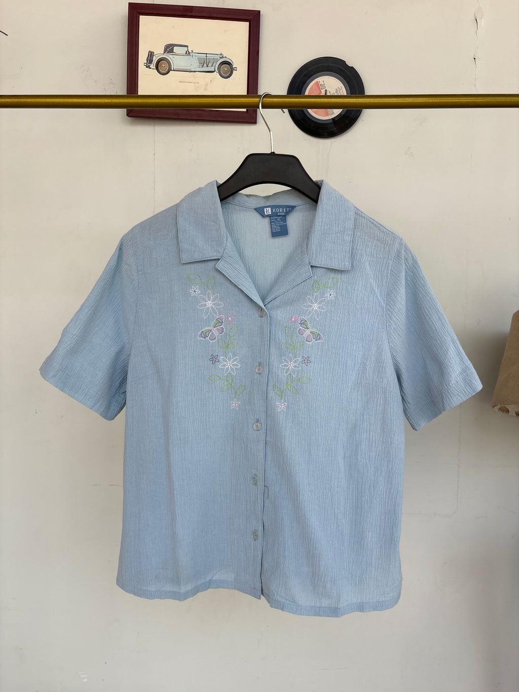 Textured floral emb. shirt