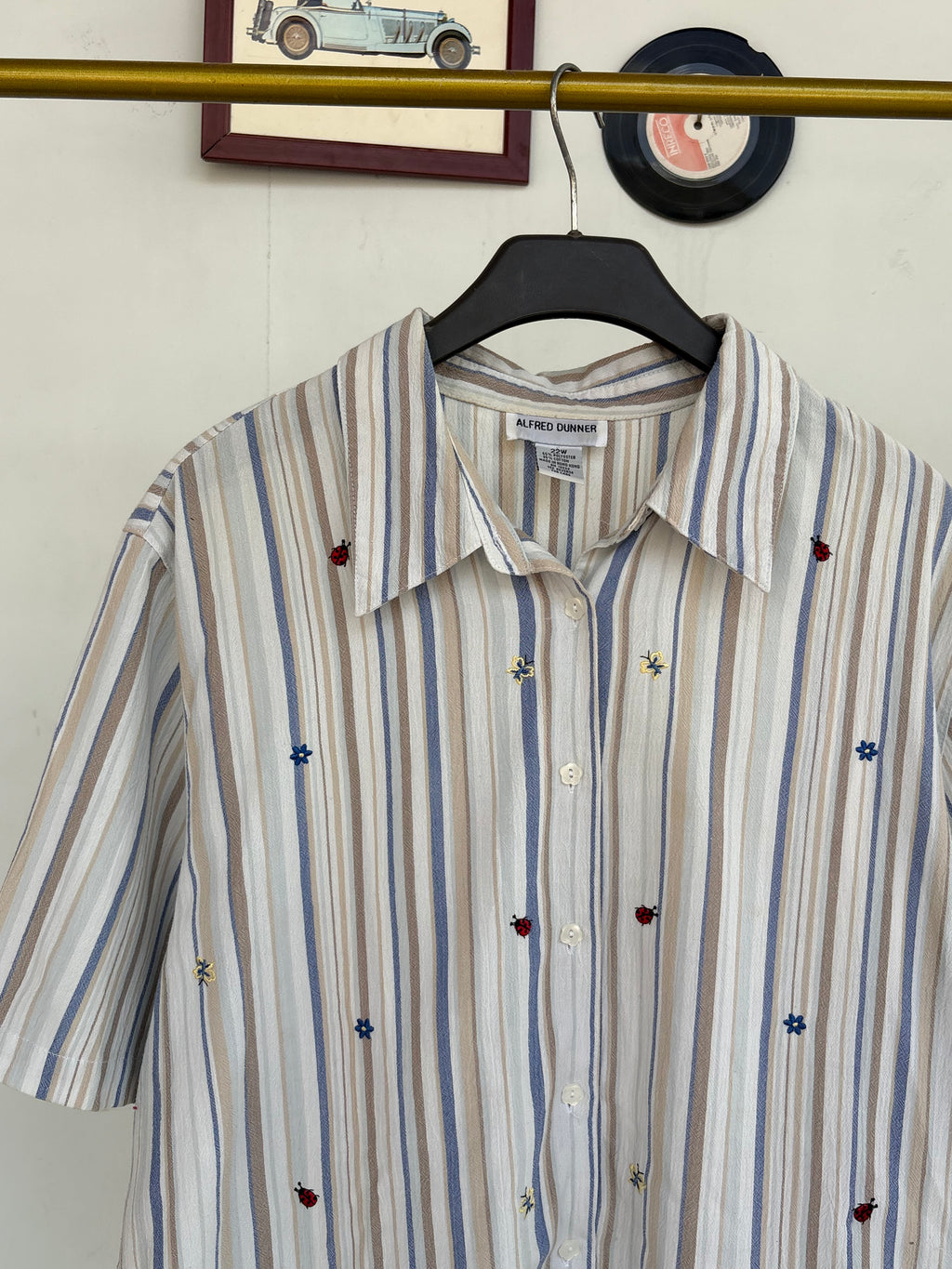 Textured embroidered lined shirt