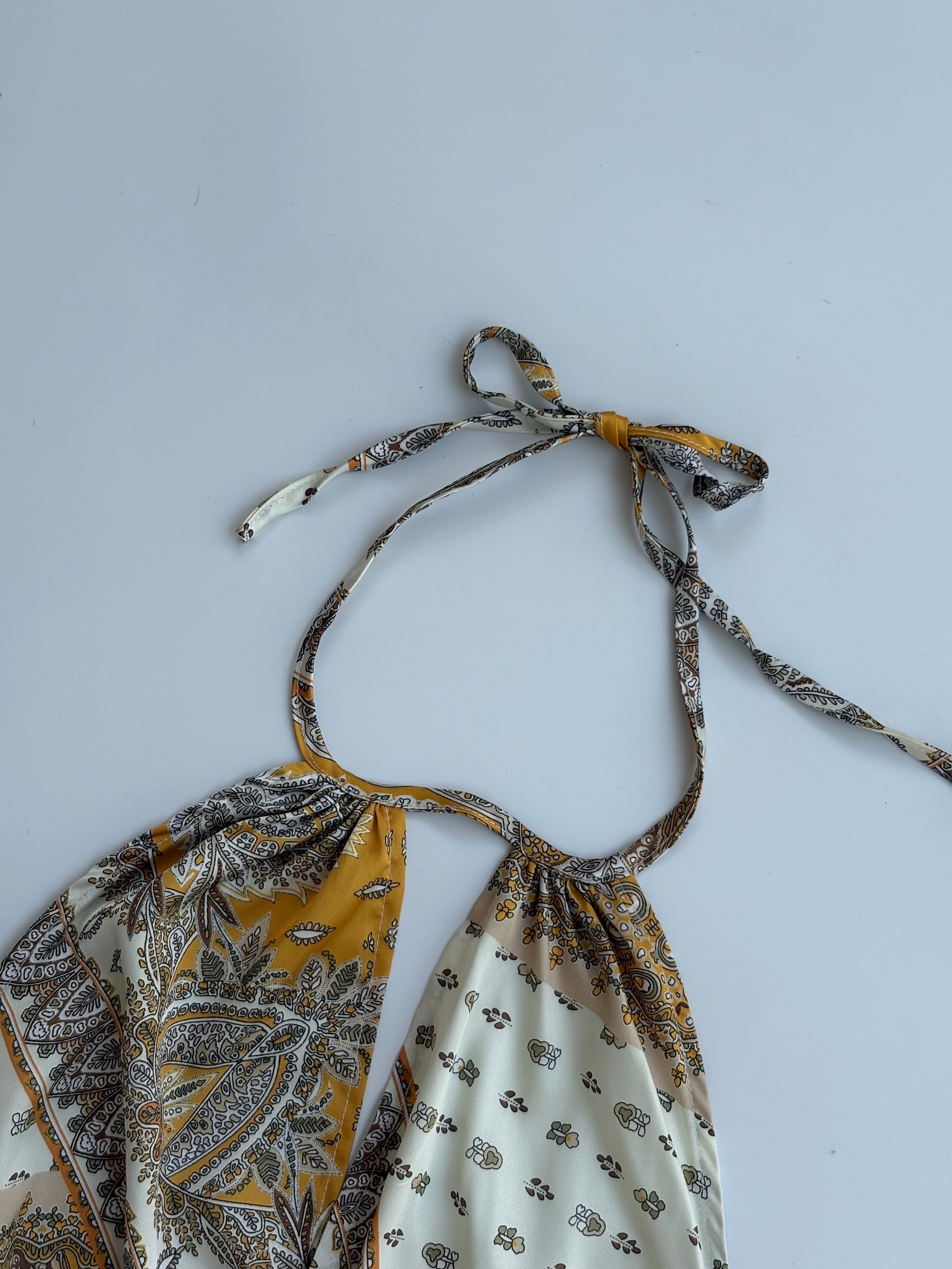Silk tie top