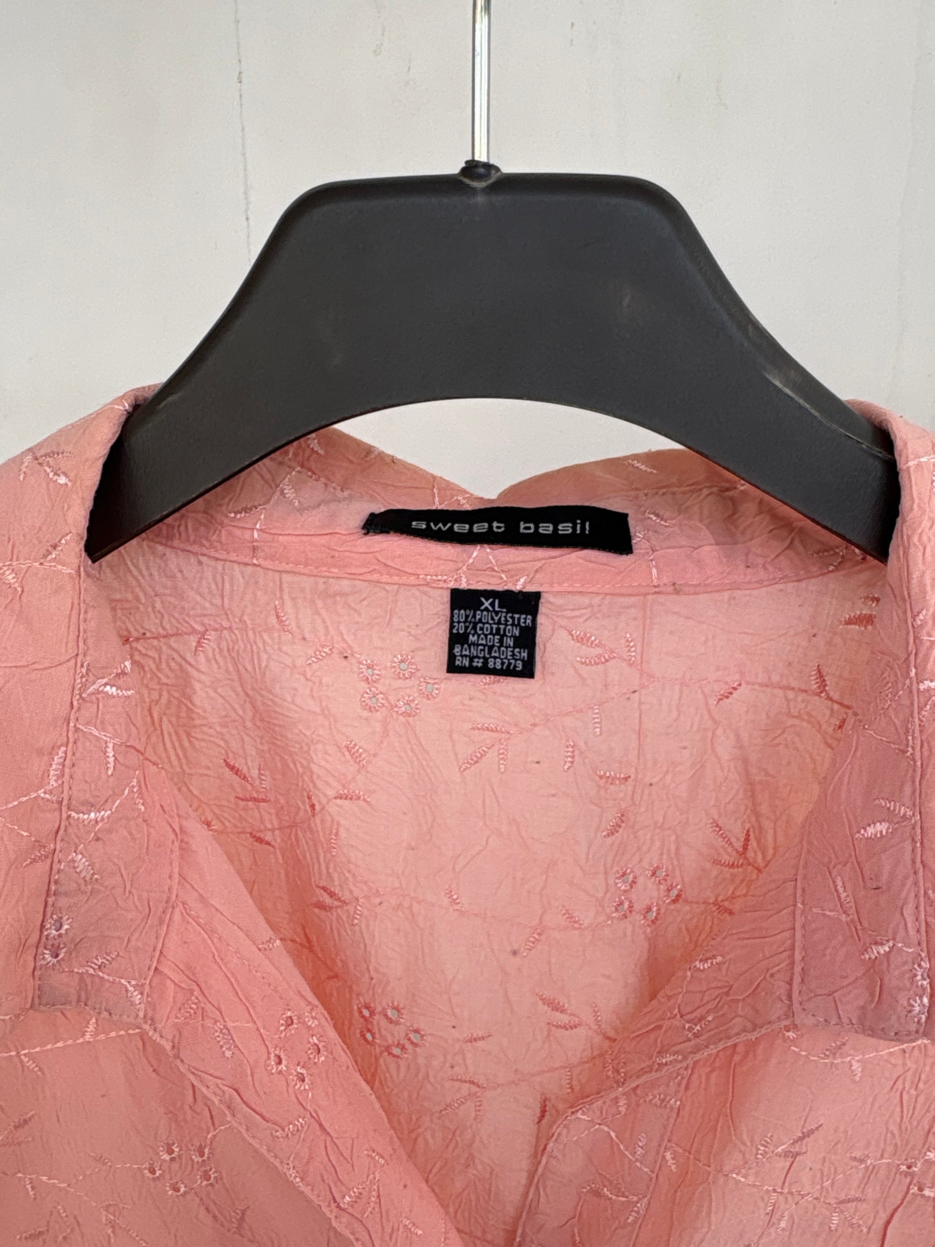 Embroidered women's shirt