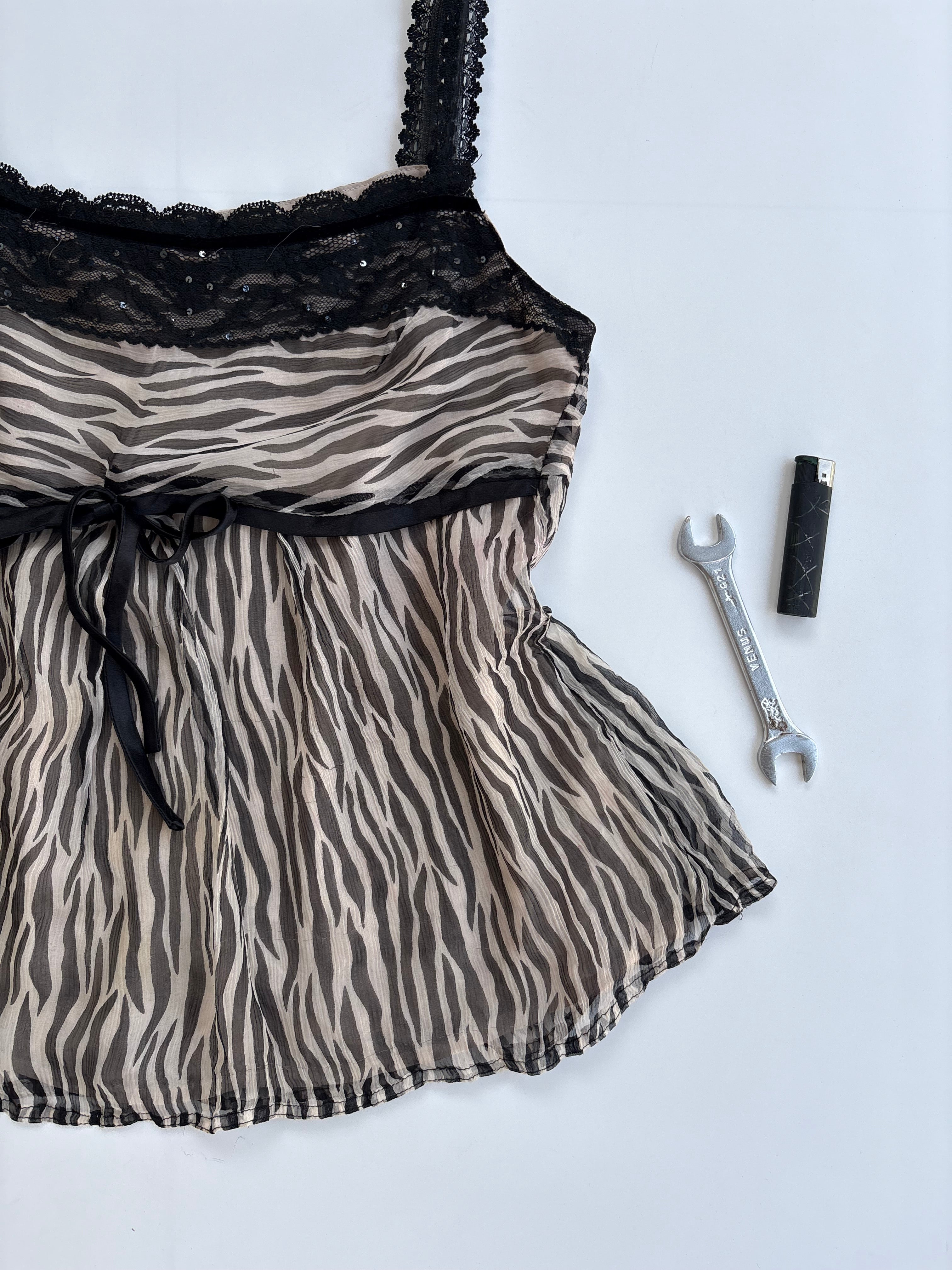 Zebra top