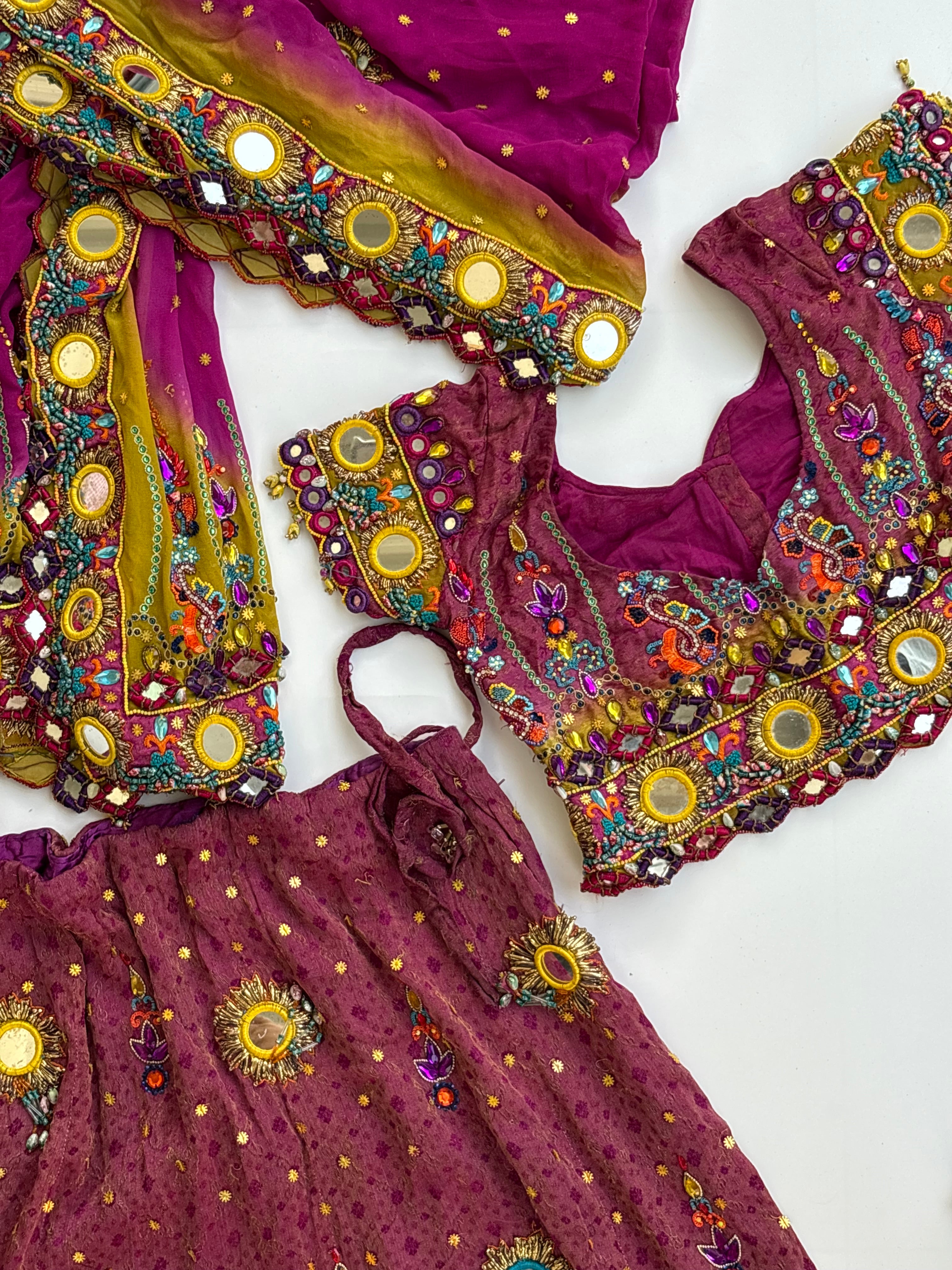 Vintage lehenga set (3 piece)