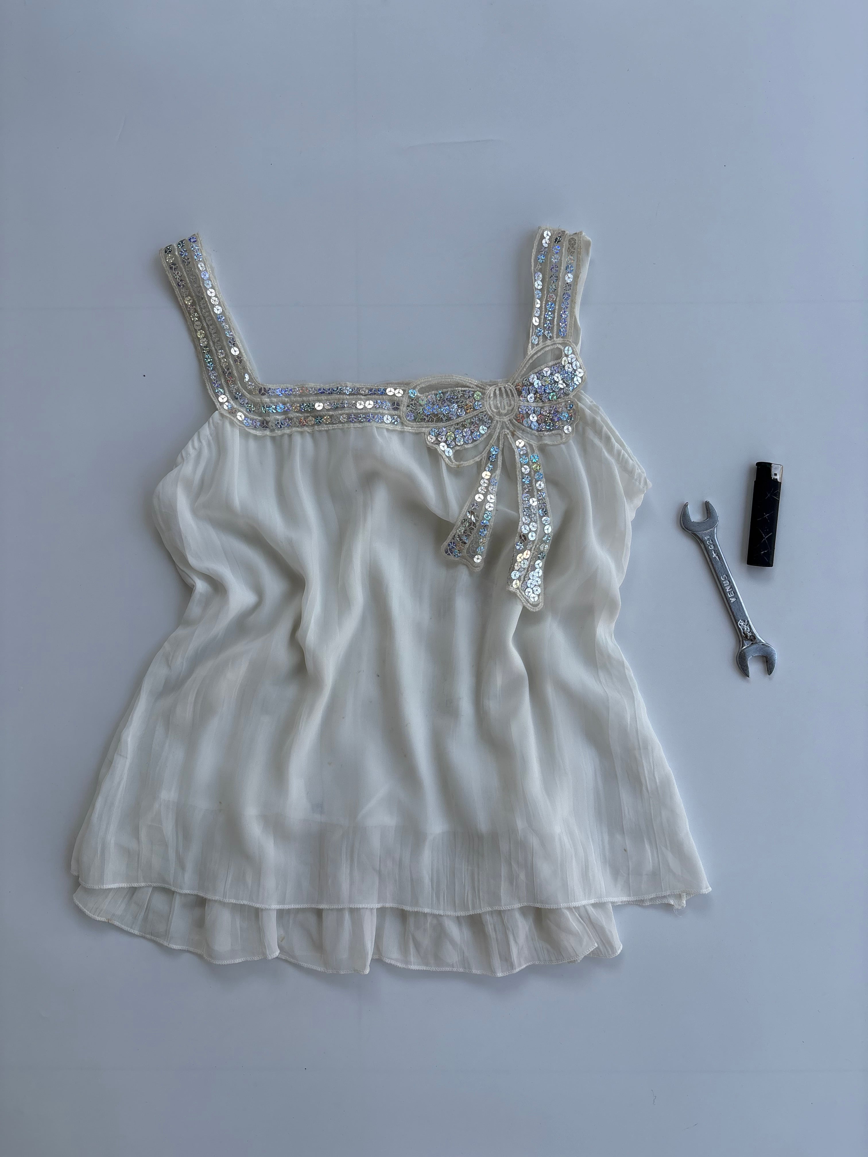 Blingy bow top