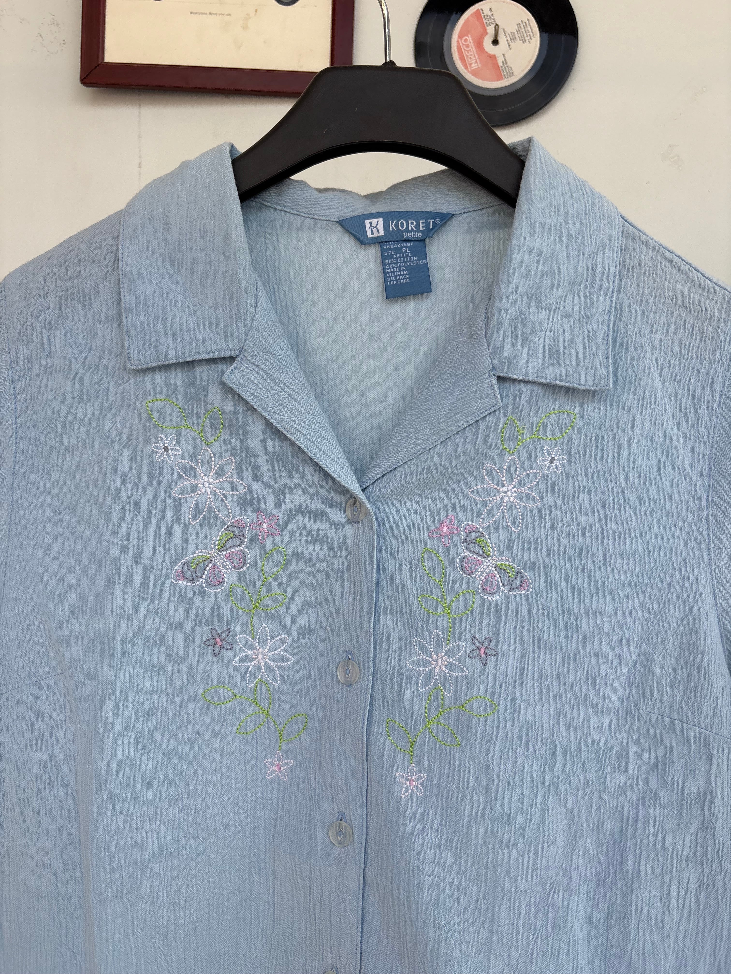 Textured floral emb. shirt