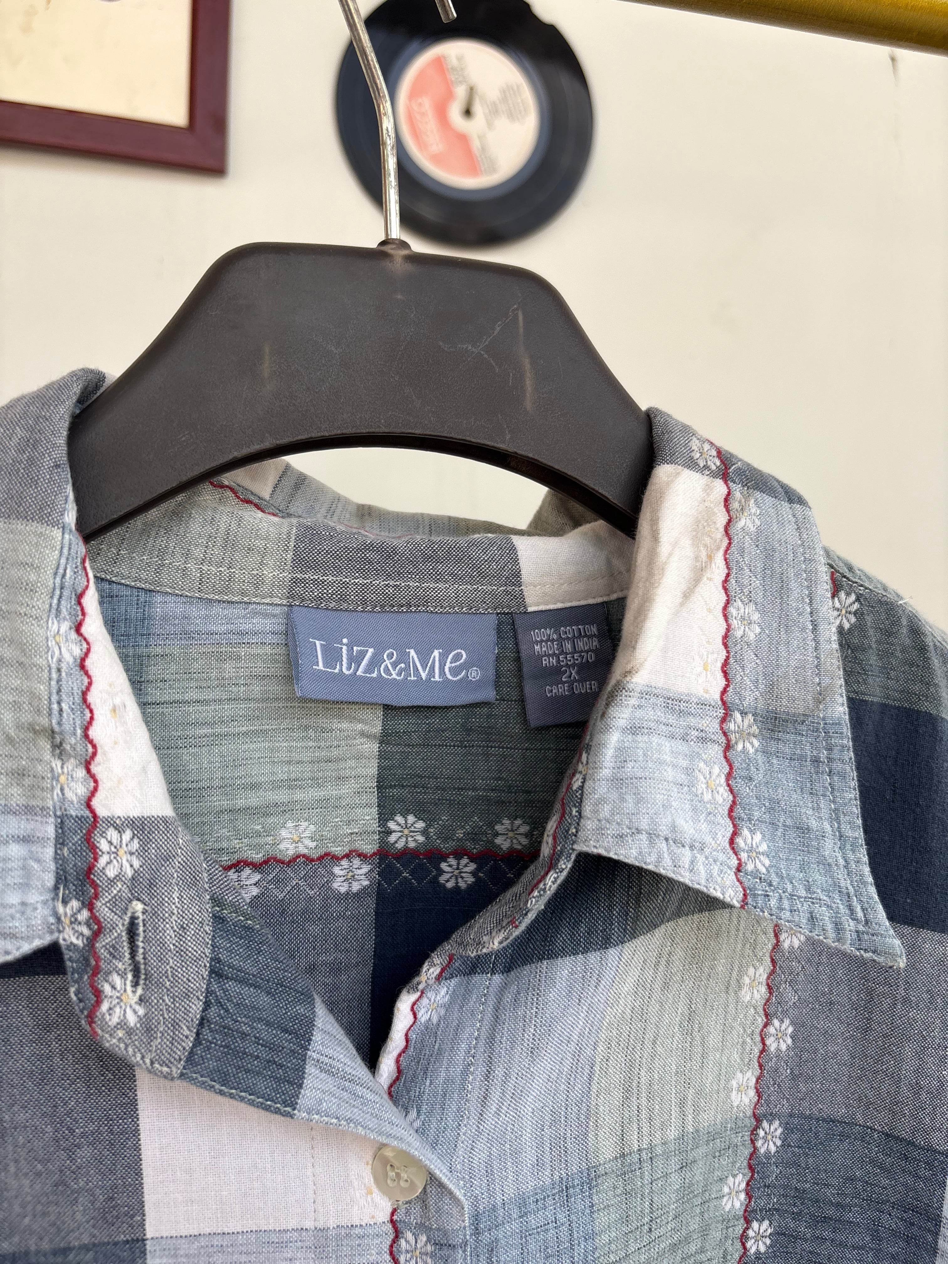 Checkered liz&me shirt