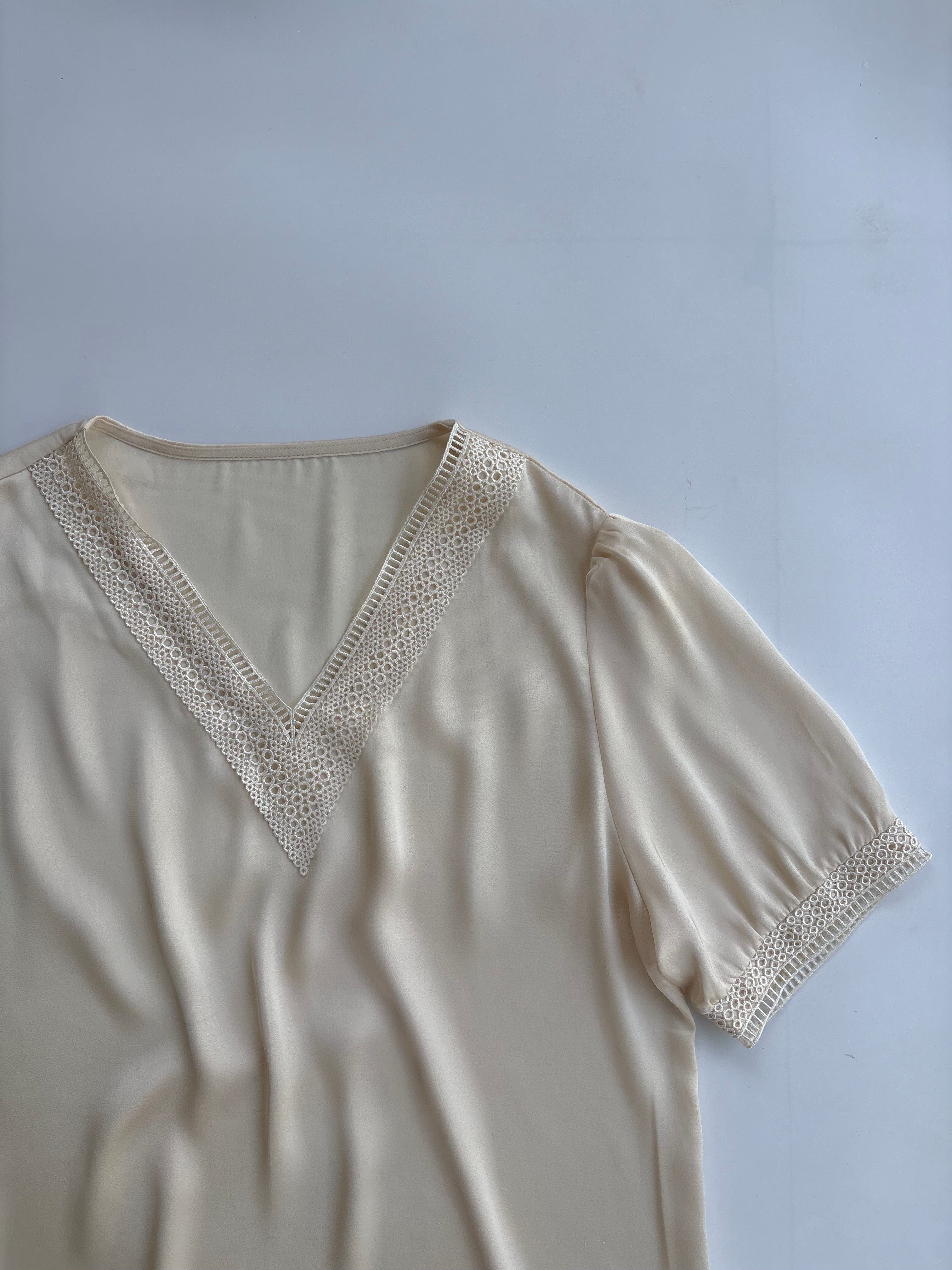 Silk white top