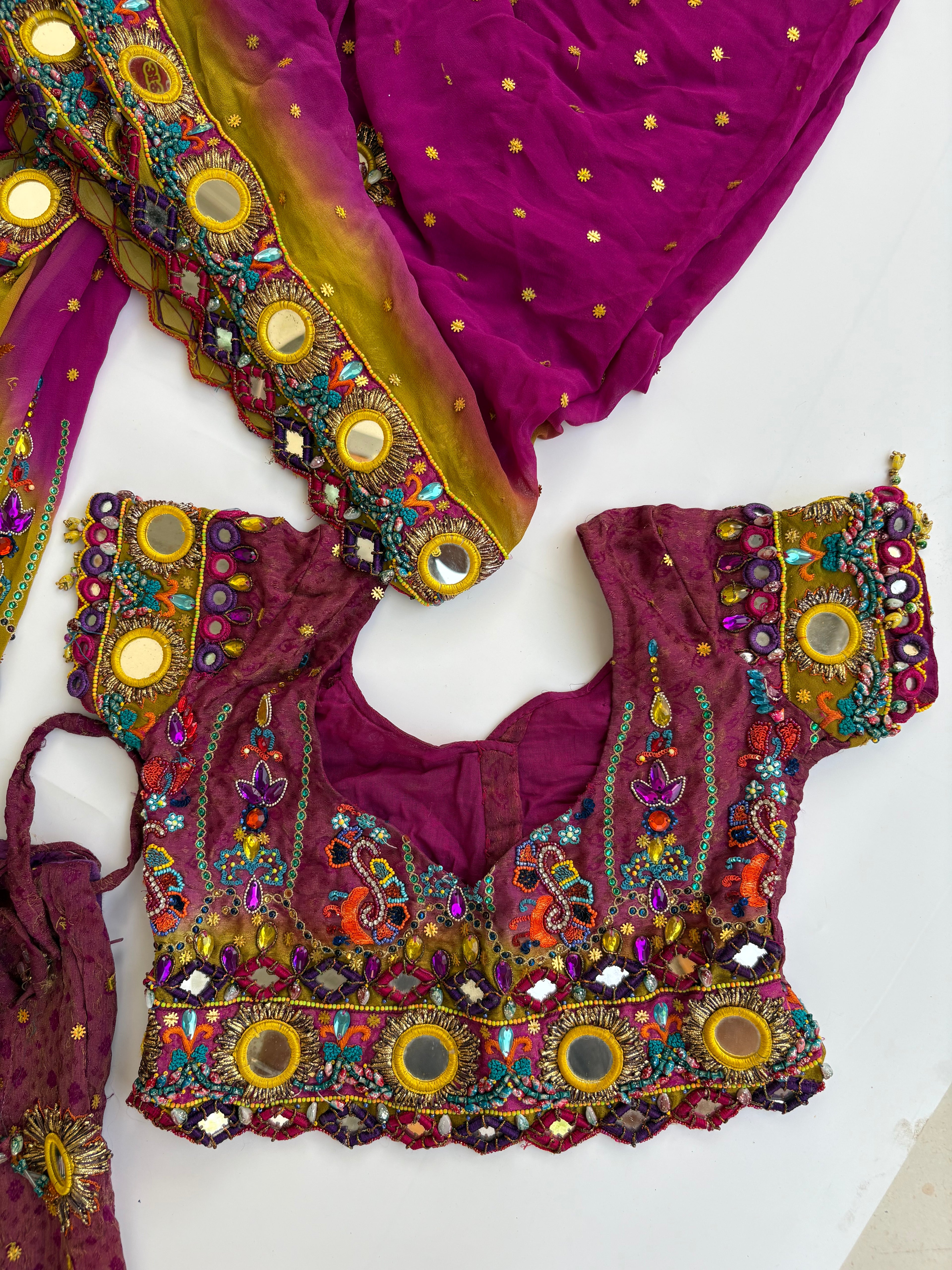 Vintage lehenga set (3 piece)