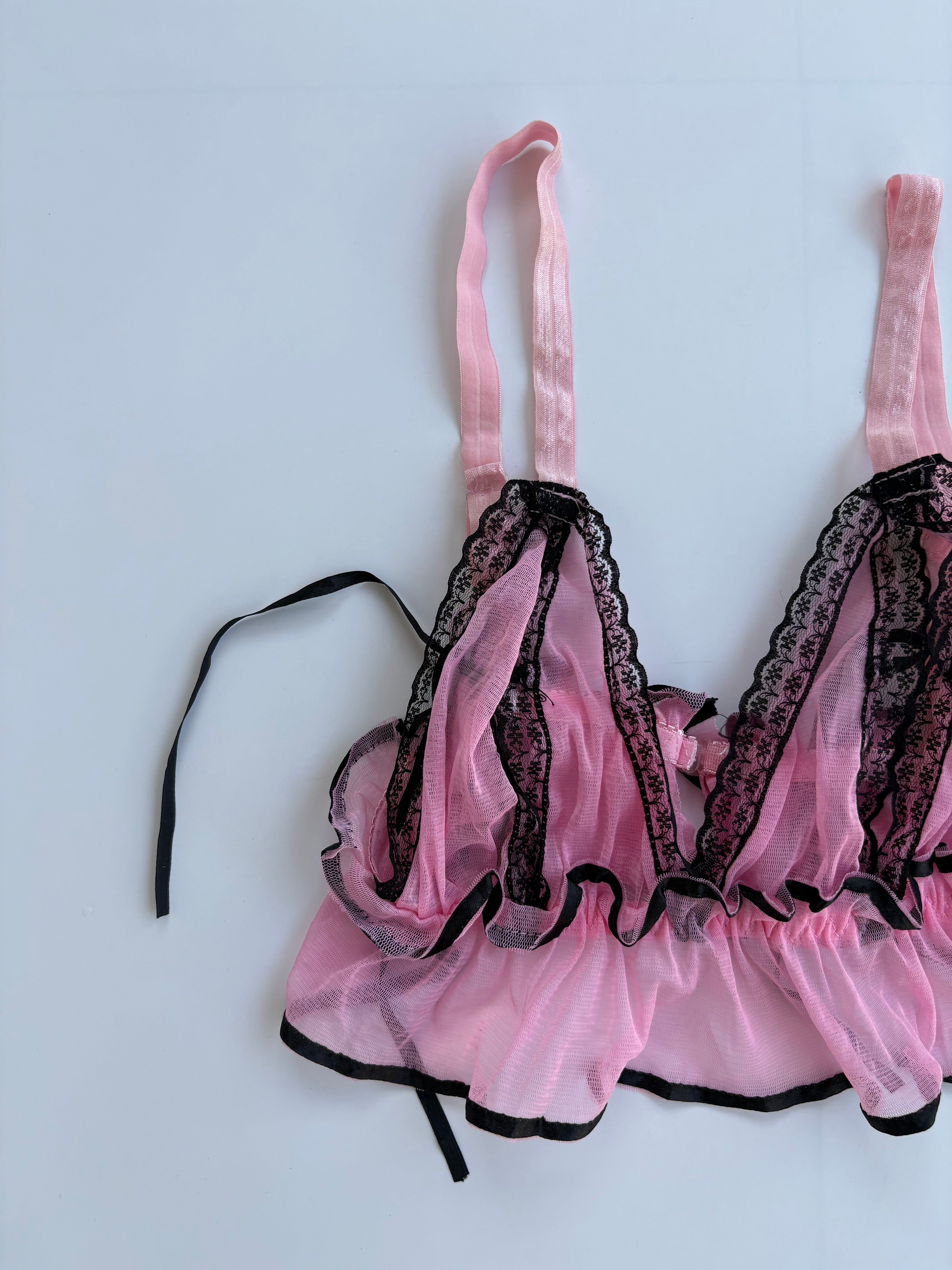 Strawbebby bralet