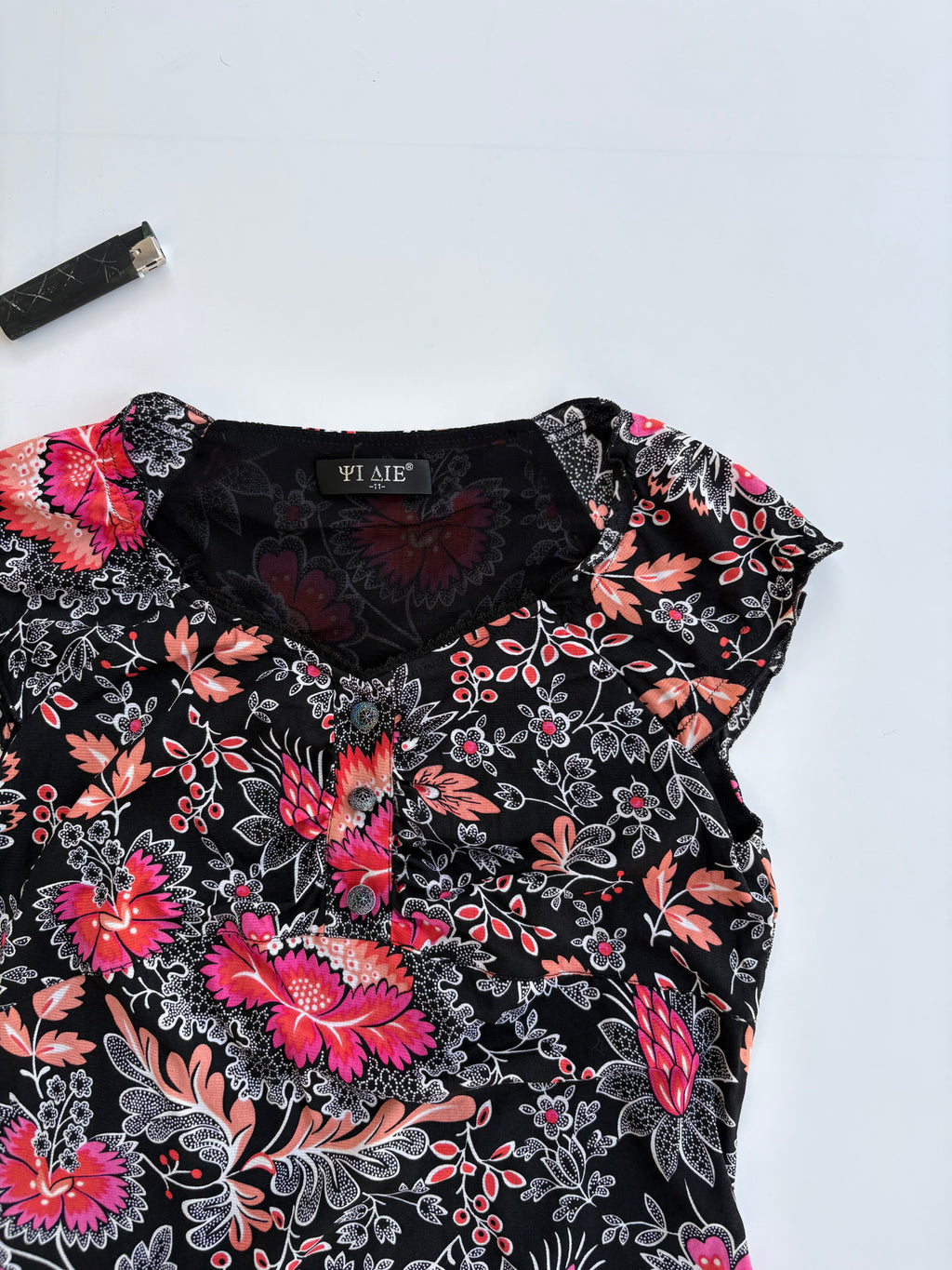 Floral top