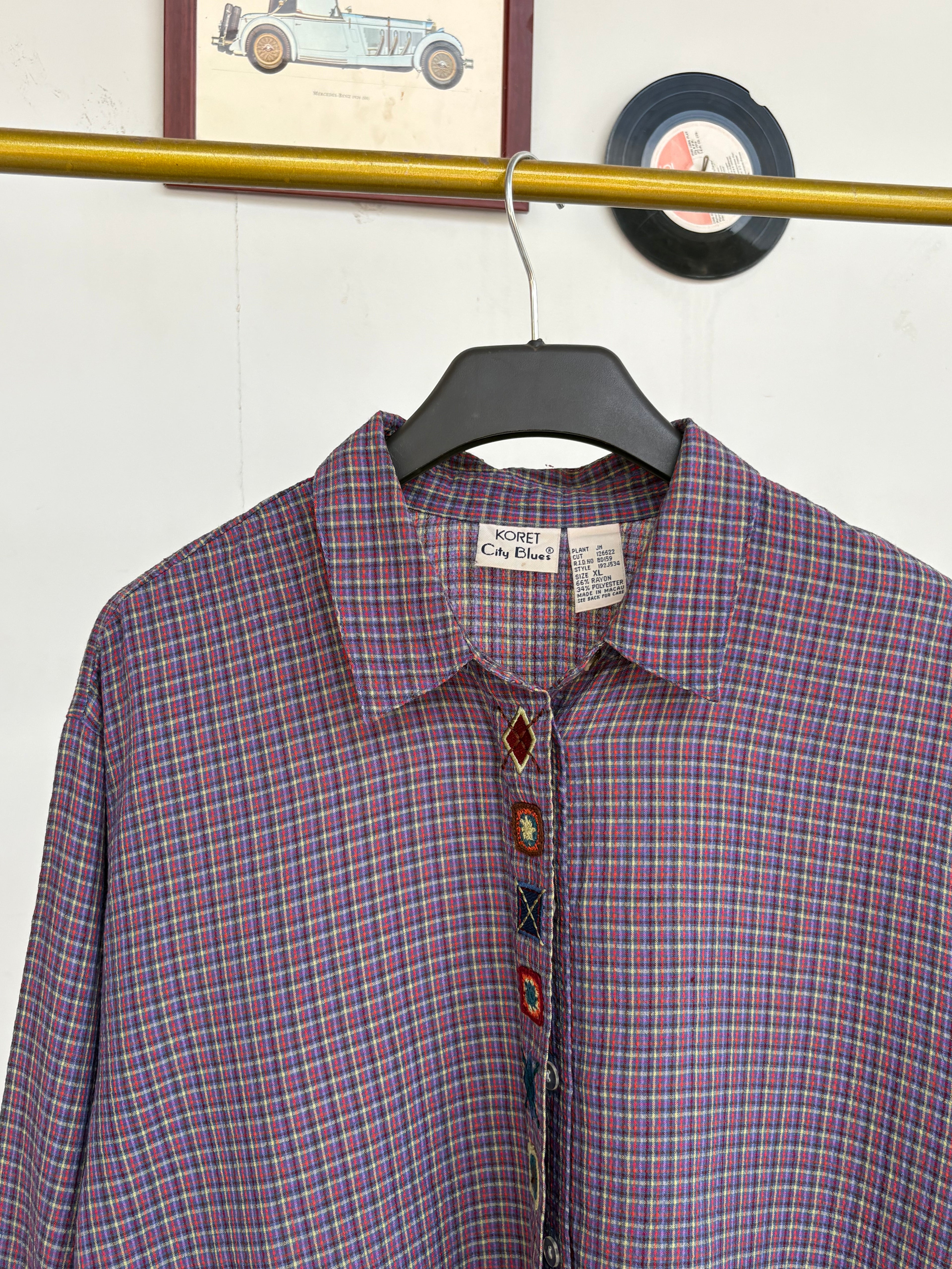 Checkered embroidered shirt