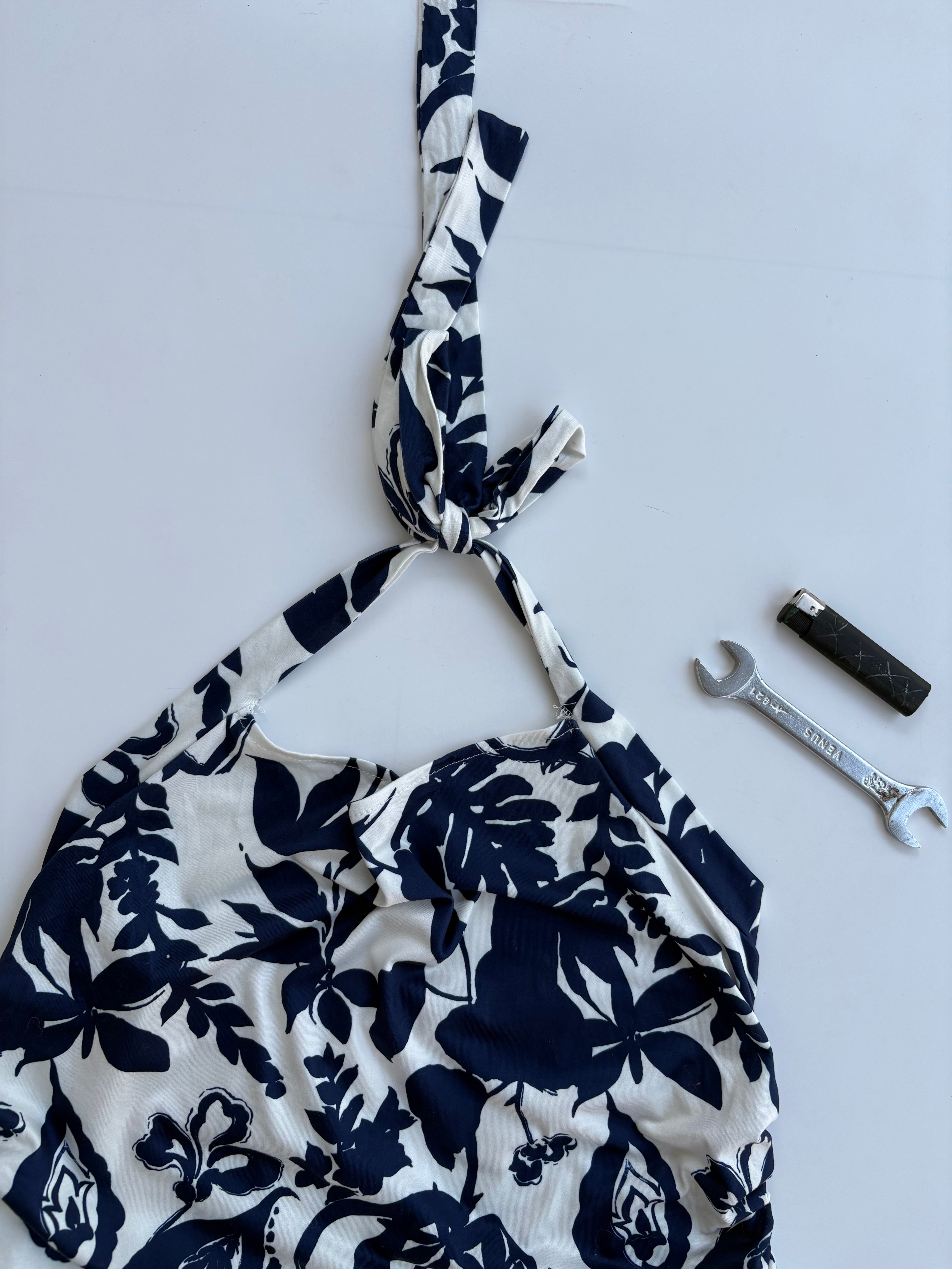 Leafy halter top