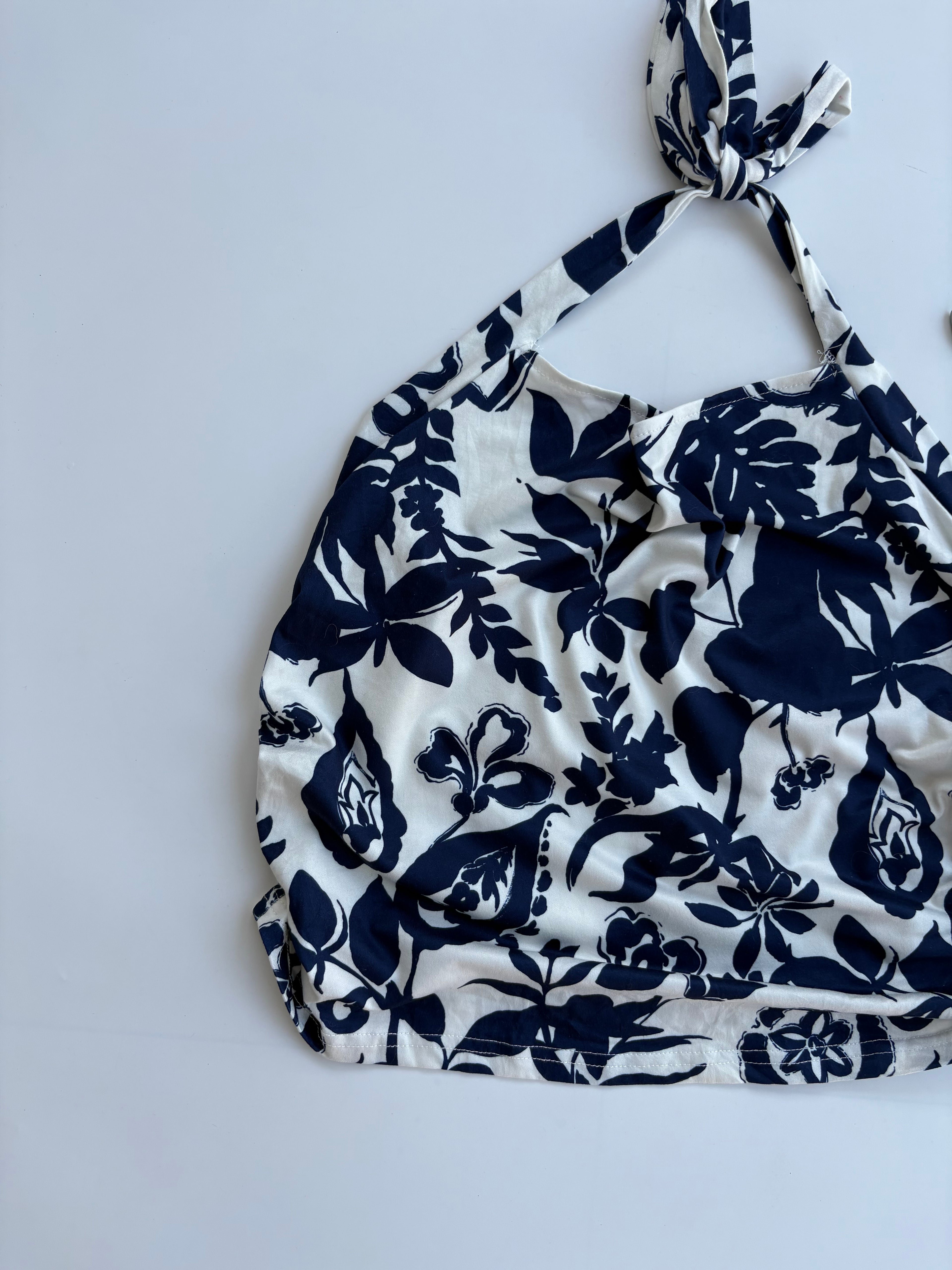 Leafy halter top