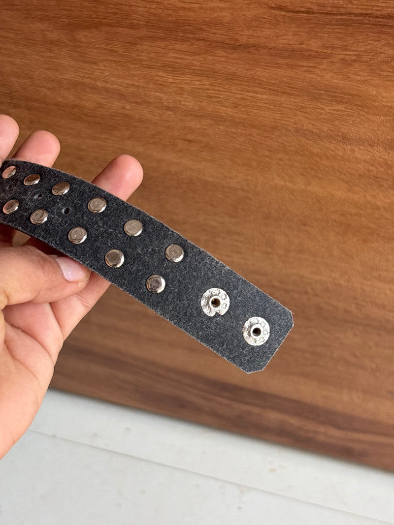 https://dm2buy-drop-resized-gga4c6azekgcgngp.z02.azurefd.net/dm2buy/LR7NPJFnChpf.jpg