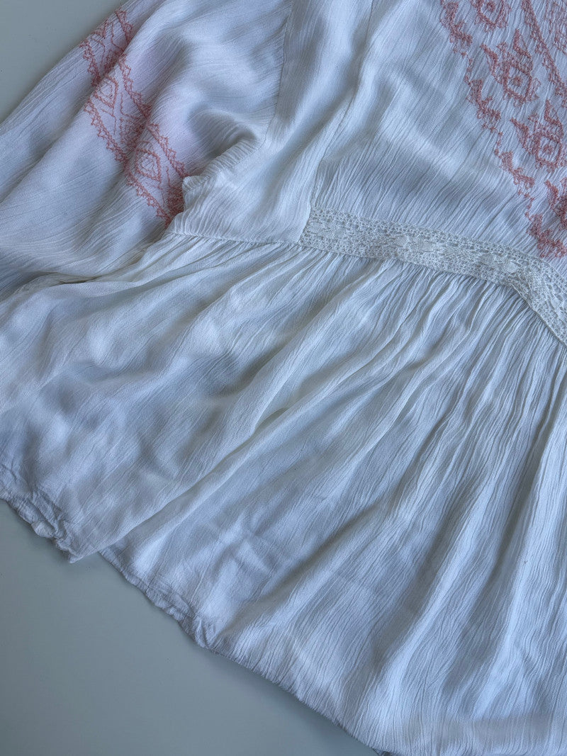 https://dm2buy-drop-resized-gga4c6azekgcgngp.z02.azurefd.net/dm2buy/nYl4zUEgWZWr.jpg