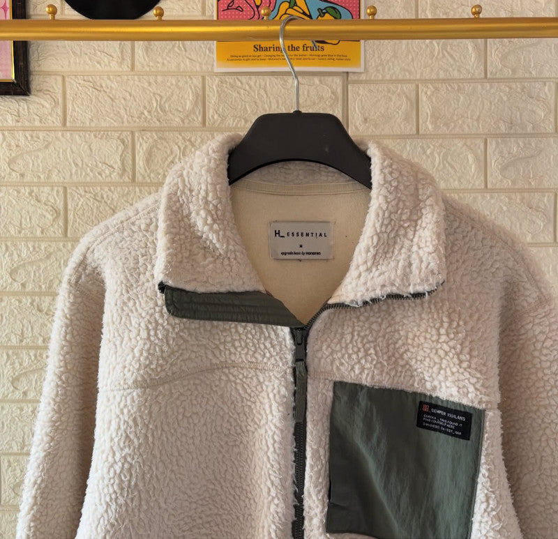 https://dm2buy-drop-resized-gga4c6azekgcgngp.z02.azurefd.net/dm2buy/rasc3R9WKGTJ.jpg